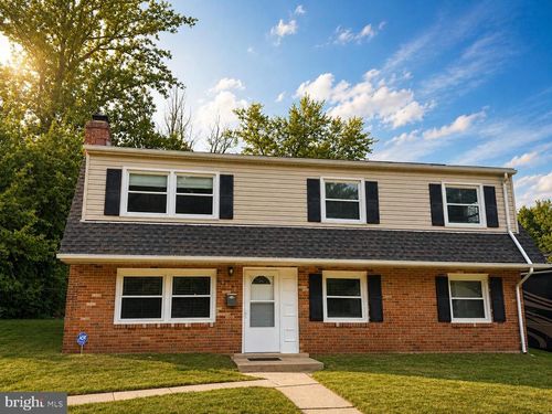 4112 Glendale Rd, WOODBRIDGE, VA, 22193-2408 | Card Image