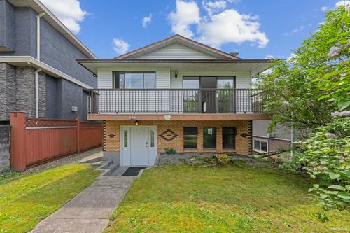 586 E 59th Ave, Vancouver, BC, V5X1Y3 | Card Image