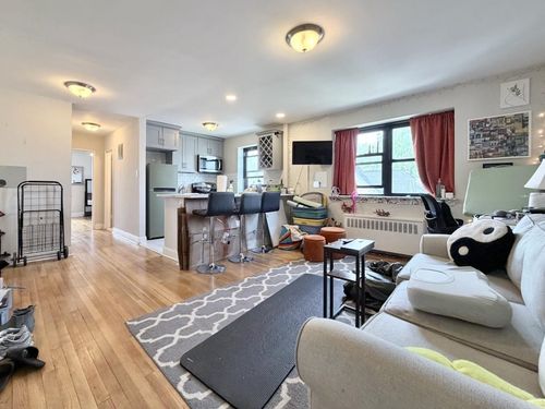 4c-165 Vroom St, JC, Journal Square, NJ, 07306 | Card Image