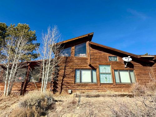 194 County Road 303, Saratoga, WY, 82331-5093 | Card Image