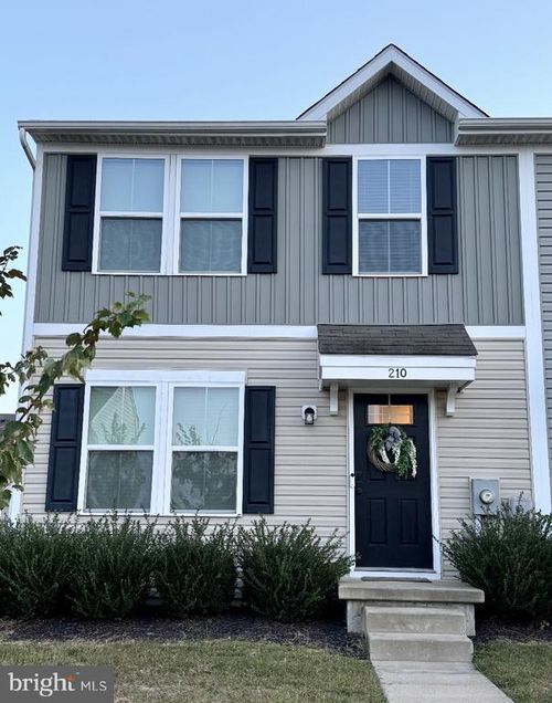 210 Nob Hill Rd, DOVER, DE, 19901-8846 | Card Image