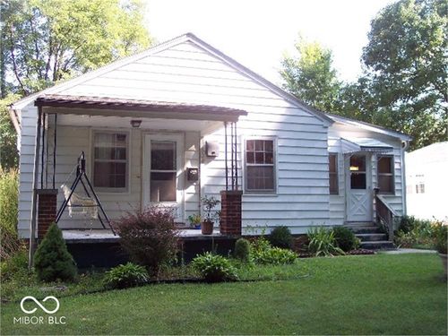 804 Park Ave, Attica, IN, 47918-1218 | Card Image