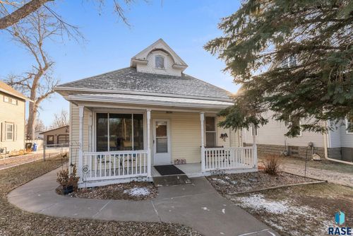 313 2nd Ave, Lennox, SD, 57039 | Card Image