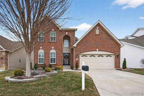 968 Ridgepointe Place Cir, Lake St Louis, MO, 63367-2642 | Card Image