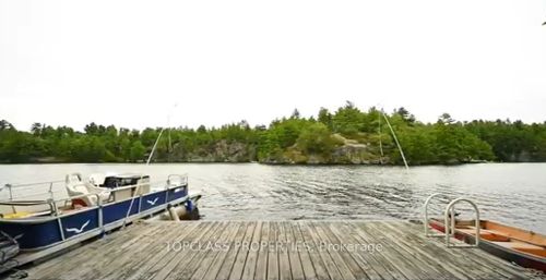 1 Island Lane, Gravenhurst, ON, P1P0E6 | Card Image