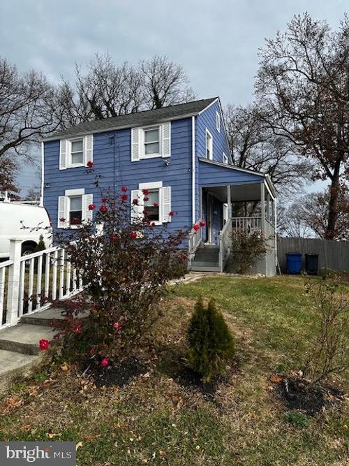 7020 Taylor Ter, HYATTSVILLE, MD, 20784-2636 | Card Image