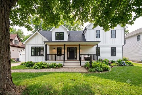 707 Glenshire Rd, Glenview, IL, 60025-4011 | Card Image