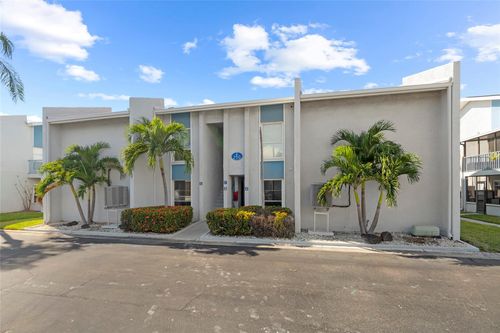 apt-c-250 Medallion Blvd, Madeira Beach, FL, 33708-1946 | Card Image
