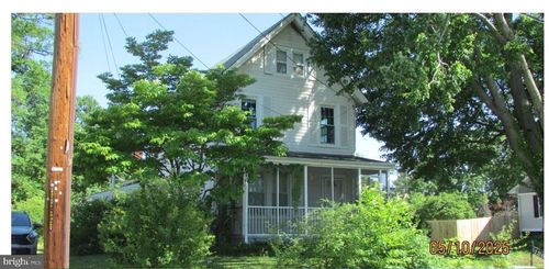 5126 Navahoe St, COLLEGE PARK, MD, 20740-2525 | Card Image