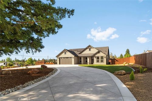 2207 De Mille Rd, Paradise, CA, 95969 | Card Image