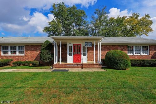 676 Amboy Ave, WOODBRIDGE, NJ, 07095-3158 | Card Image