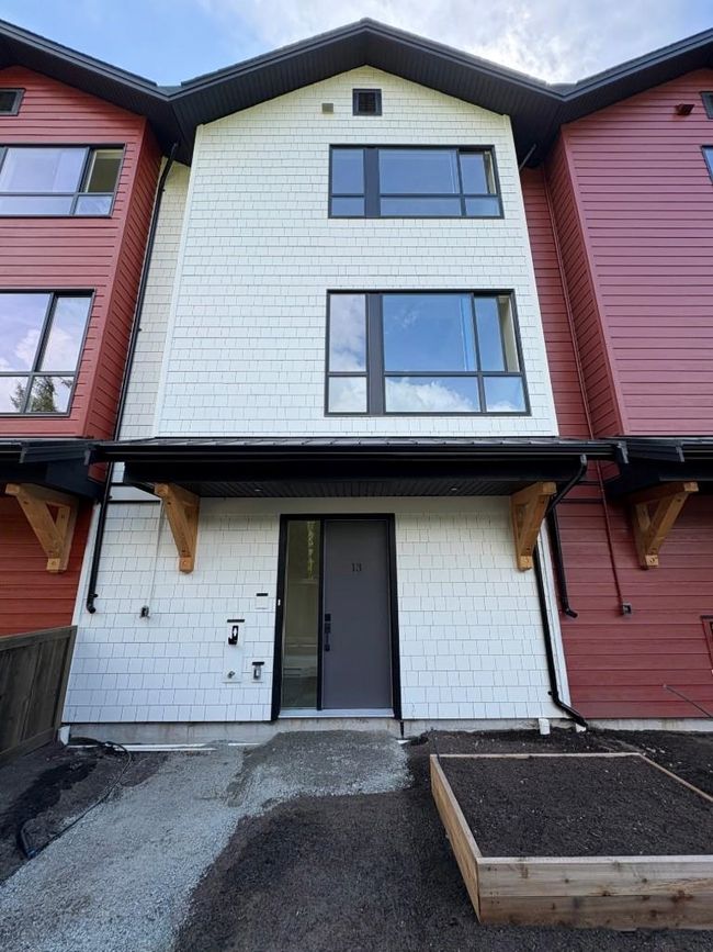 View of front of property | Image 19