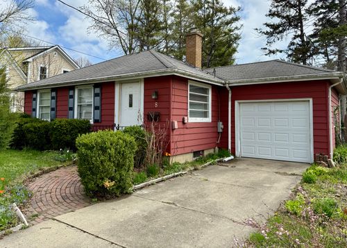 8 N Harrison Street, Batavia, IL, 60510 | Card Image
