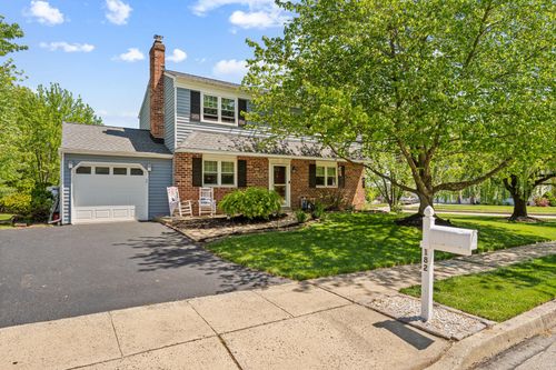 182 Wagon Wheel Rd, Norristown, PA, 19403-2634 | Card Image