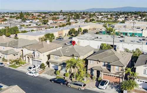 19 Sorbonne St, Westminster, CA, 92683-8916 | Card Image