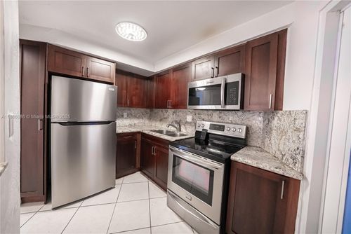 apt-115-1701 Ne Miami Gardens Dr, Miami, FL, 33179-5342 | Card Image