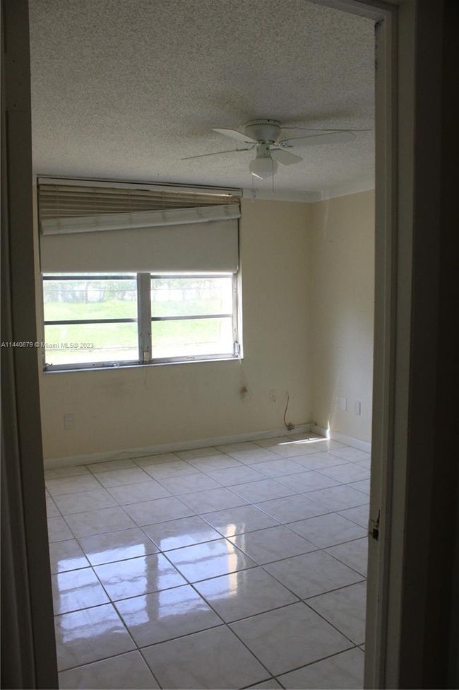 b110 - 3490 Foxcroft Rd, Condo with 2 bedrooms, 2 bathrooms and null parking in Miramar FL | Image 1