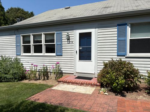 23 Elliott St, Centerville, MA, 02632-2501 | Card Image