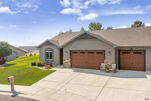 331 Dunbar Ct, Rapid City, SD, 57701-5111 | Card Image