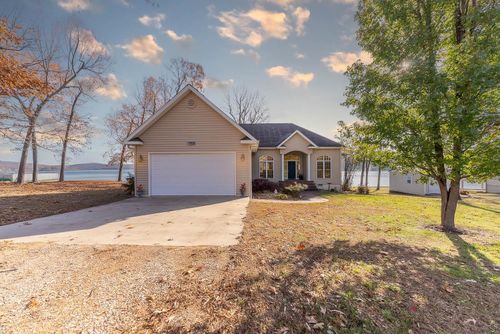 523 E Tri Lakes Drive, Horseshoe Bend, AR, 72512 | Card Image