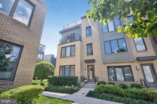6640 Eames Way, BETHESDA, MD, 20817-1600 | Card Image
