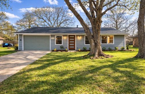 1010 Brockman St, Sweeny, TX, 77480-2707 | Card Image