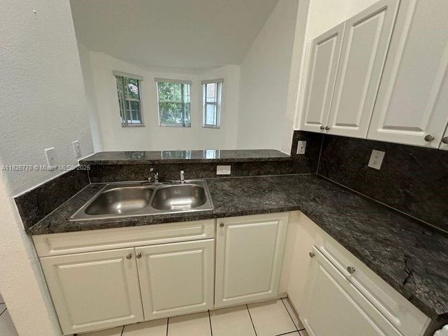 UNIT-206 - 1661 Se 29 Th Ct, Condo with 2 bedrooms, 2 bathrooms and null parking in Homestead FL | Image 7