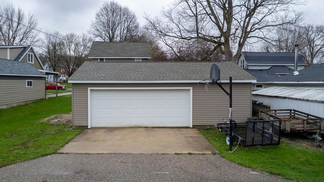 Detached Garage with Alley Access | Image 34