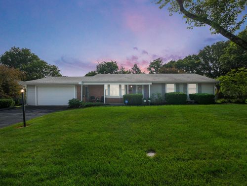 954 Circle Dr, Circleville, OH, 43113-1418 | Card Image