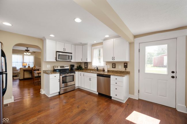 7519 500, Home with 3 bedrooms, 2 bathrooms and null parking in Falmouth IN | Image 28