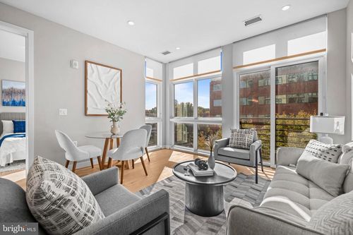 apt-305-646 H St Ne, WASHINGTON, DC, 20002-6986 | Card Image