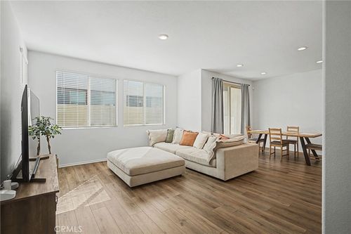 29330 Bovenzi Way, Winchester, CA, 92596-6064 | Card Image