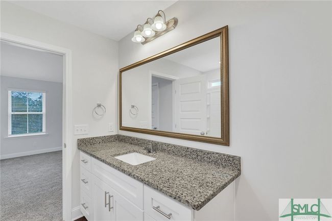 Photo is of another unit and does not represent the design selections in all units. | Image 17