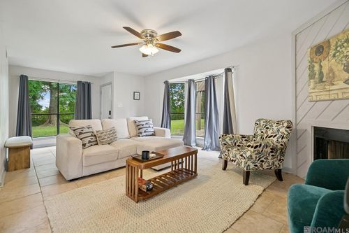 e-1727 S Brightside View Dr, Baton Rouge, LA, 70820-4744 | Card Image