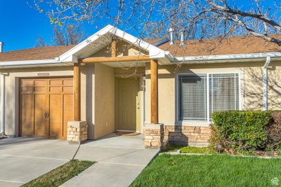 6726 S Pine Landing Way, Townhouse with 2 bedrooms, 2 bathrooms and 1 parking in West Jordan UT | Image 1