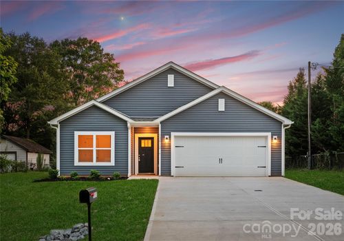 5531 Datha Ave, Charlotte, NC, 28269-2803 | Card Image