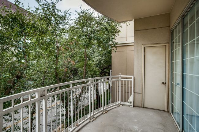 APT-220 - 3225 Turtle Creek Blvd, Condo with 2 bedrooms, 2 bathrooms and null parking in Dallas TX | Image 20