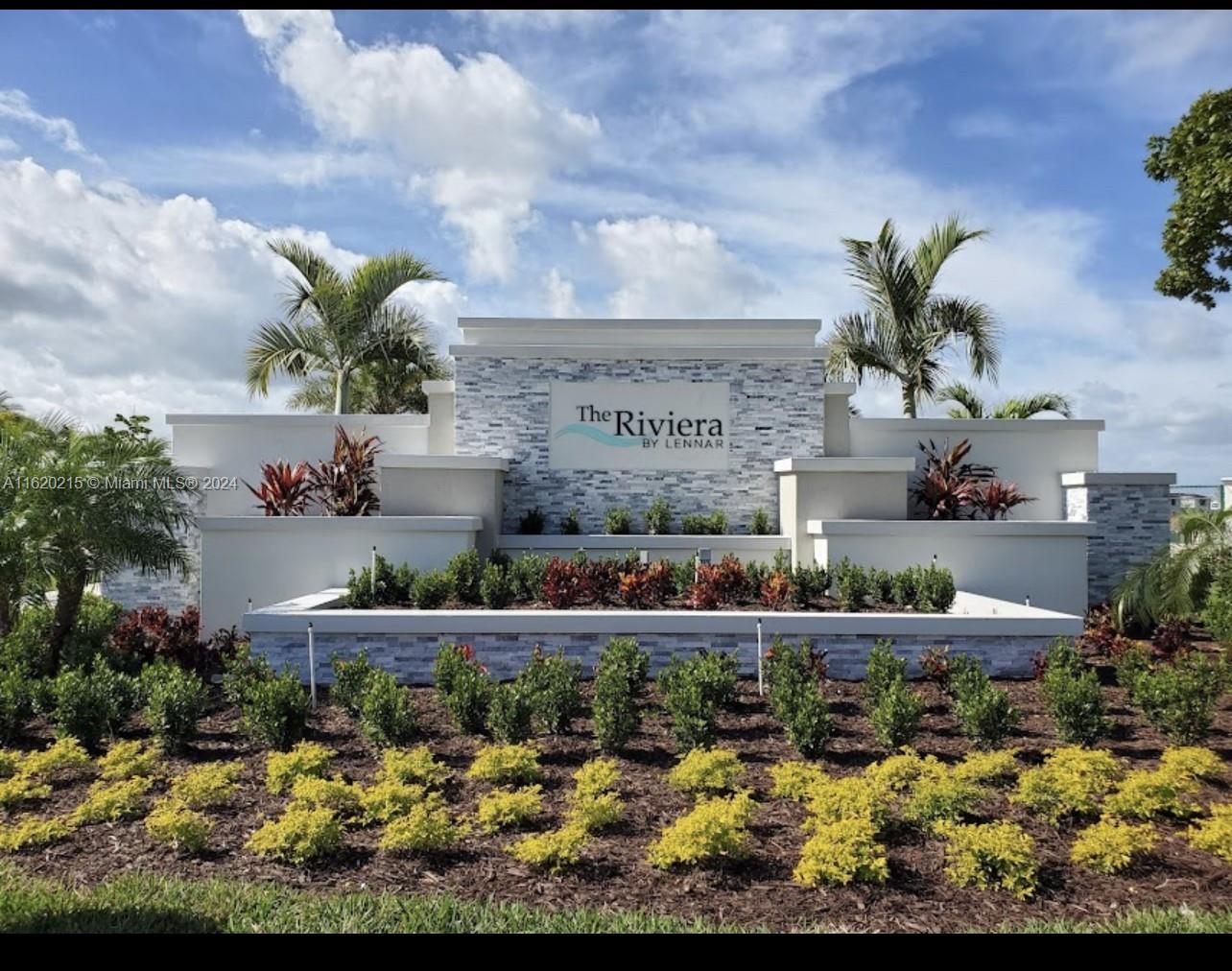 10th St, Homestead, FL 33035