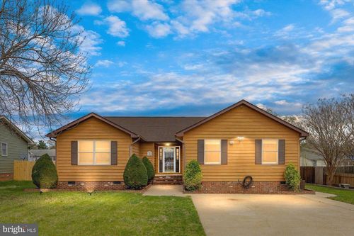 4518 Mary Lee Ave, FREDERICKSBURG, VA, 22408-2943 | Card Image