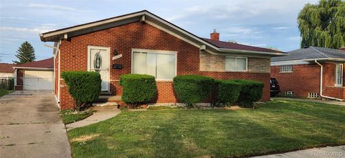 24924 Curie St, Warren, MI, 48091-4434 | Card Image
