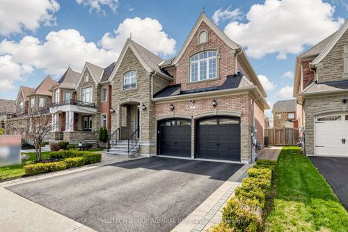 32 Nicort Rd, King City, ON, L7B0B6 | Card Image