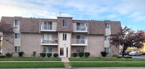 apt-1d-2614 E Goodrich Ave, Burnham, IL, 60633-2505 | Card Image