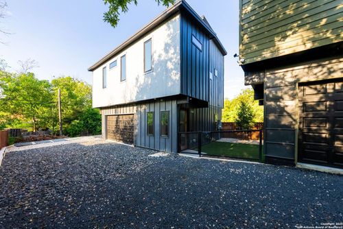 apt-103-108 Vine St, San Antonio, TX, 78210-2396 | Card Image