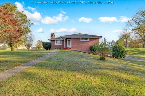 9097 Point Pleasant Rd, Millwood, WV, 25262-9805 | Card Image