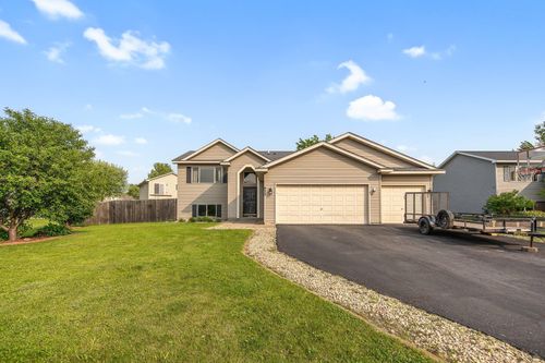 932 Aspen Ln, Montrose, MN, 55363-8620 | Card Image