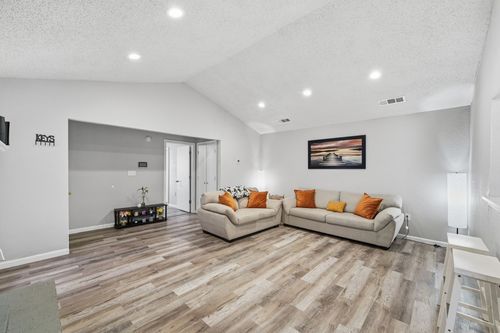 2306 Carol Good Ln, Carrollton, TX, 75006-1741 | Card Image