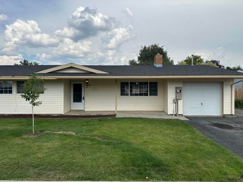 10683 Mcguire Ave, Klamath Falls, OR, 97603-9551 | Card Image