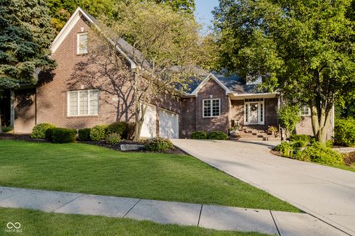 502 Pitney Dr, Noblesville, IN, 46062-8357 | Card Image