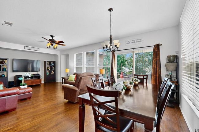 140 Matthews, House other with 3 bedrooms, 2 bathrooms and 4 parking in Kyle TX | Image 9