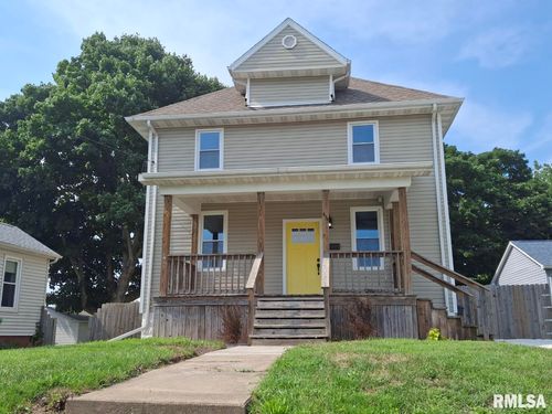 435 W Maple St, Canton, IL, 61520-2427 | Card Image